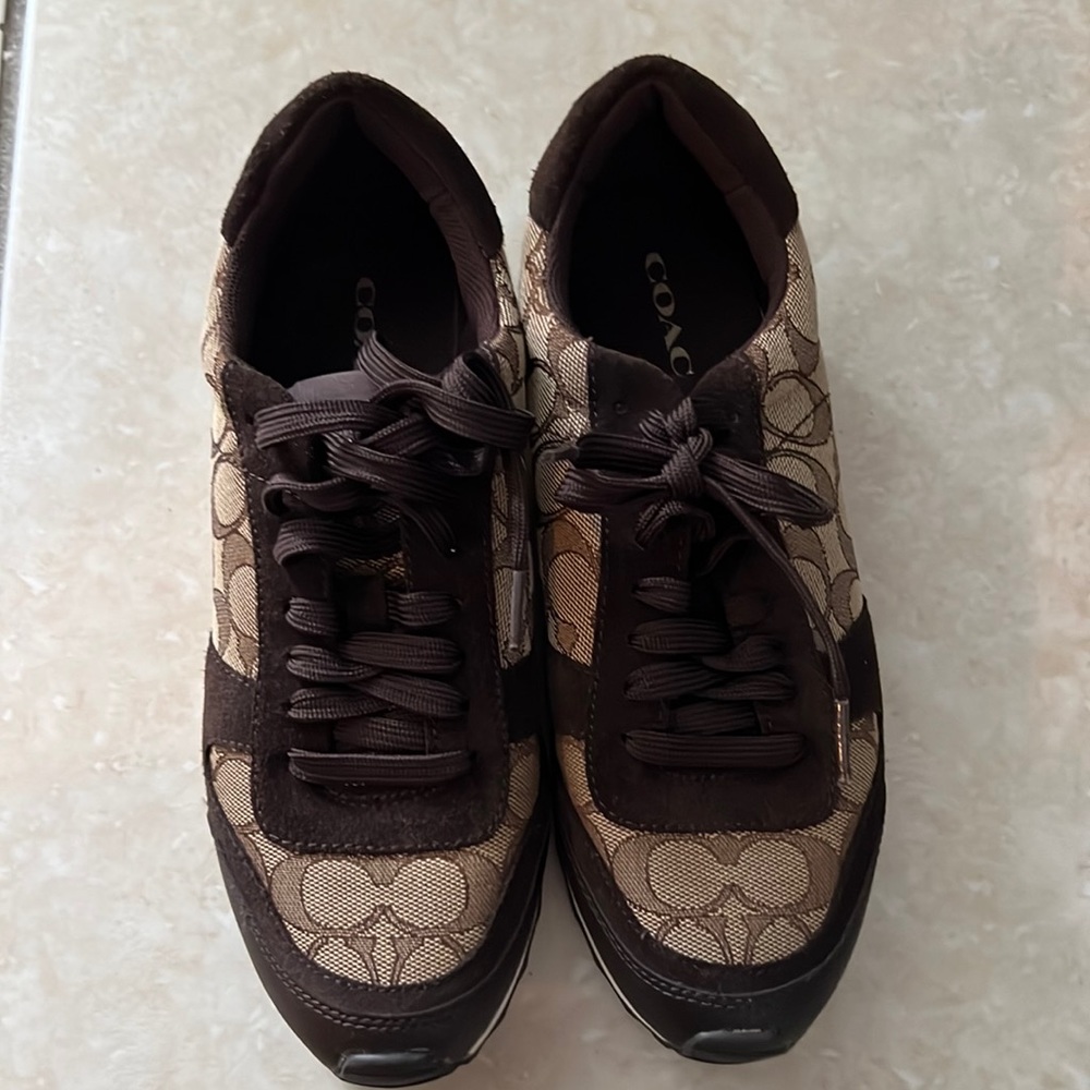 Like new -without box coach sneakers